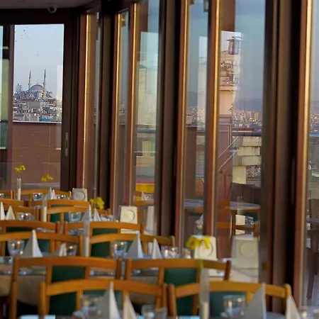 Hotel Grand Madrid 3*