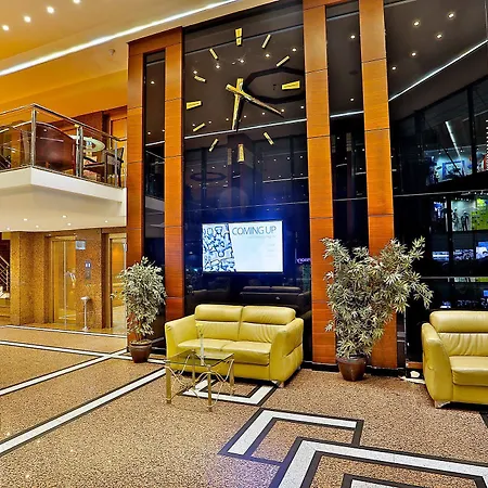 Otel Grand Madrid 3*