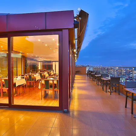Hotel Grand Madrid 3*