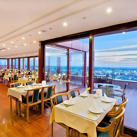 Grand Madrid Hotel