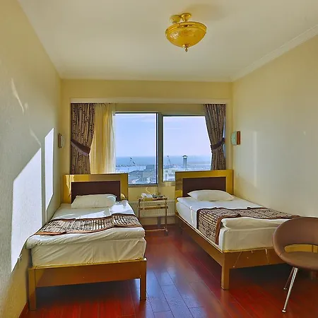 Grand Madrid Hotel 3*