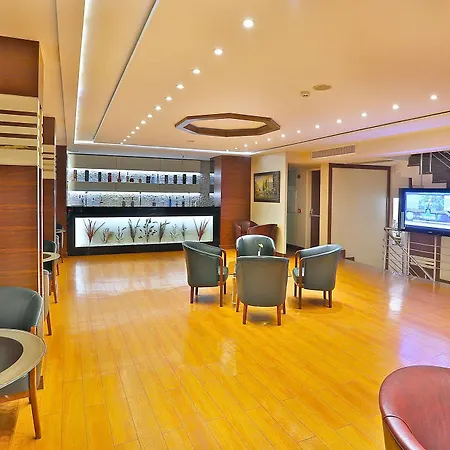 Grand Madrid 3*