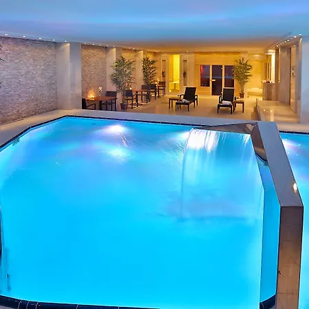 Grand Madrid Hotel