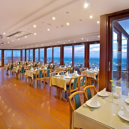 מלון Grand Madrid 3*